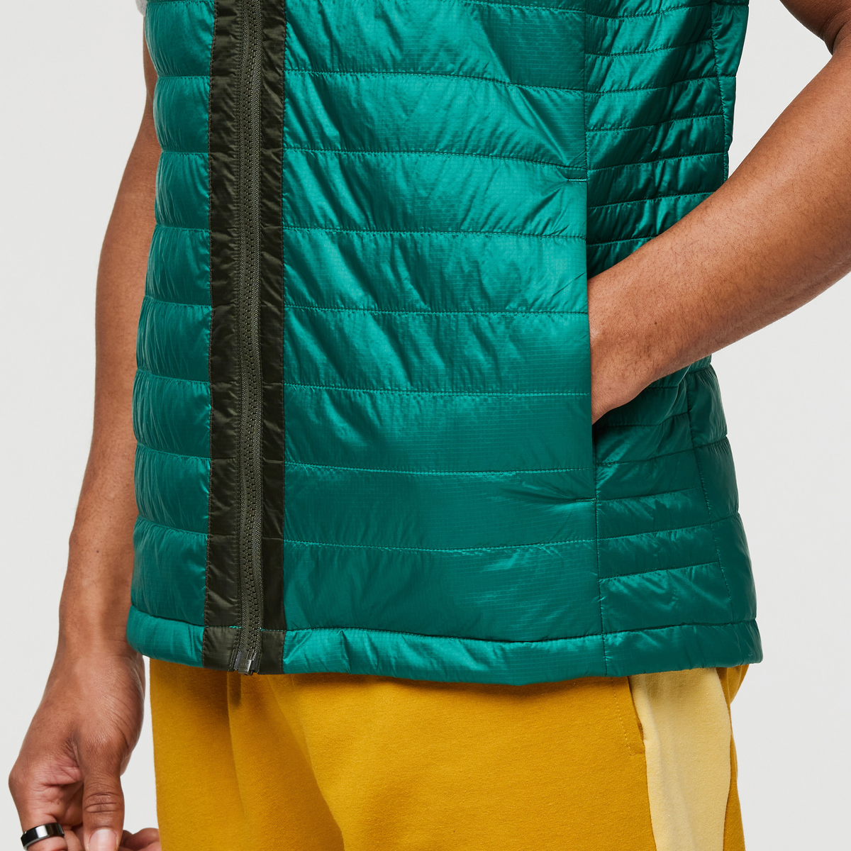 Capa Insulated Vest Men's - Image 5