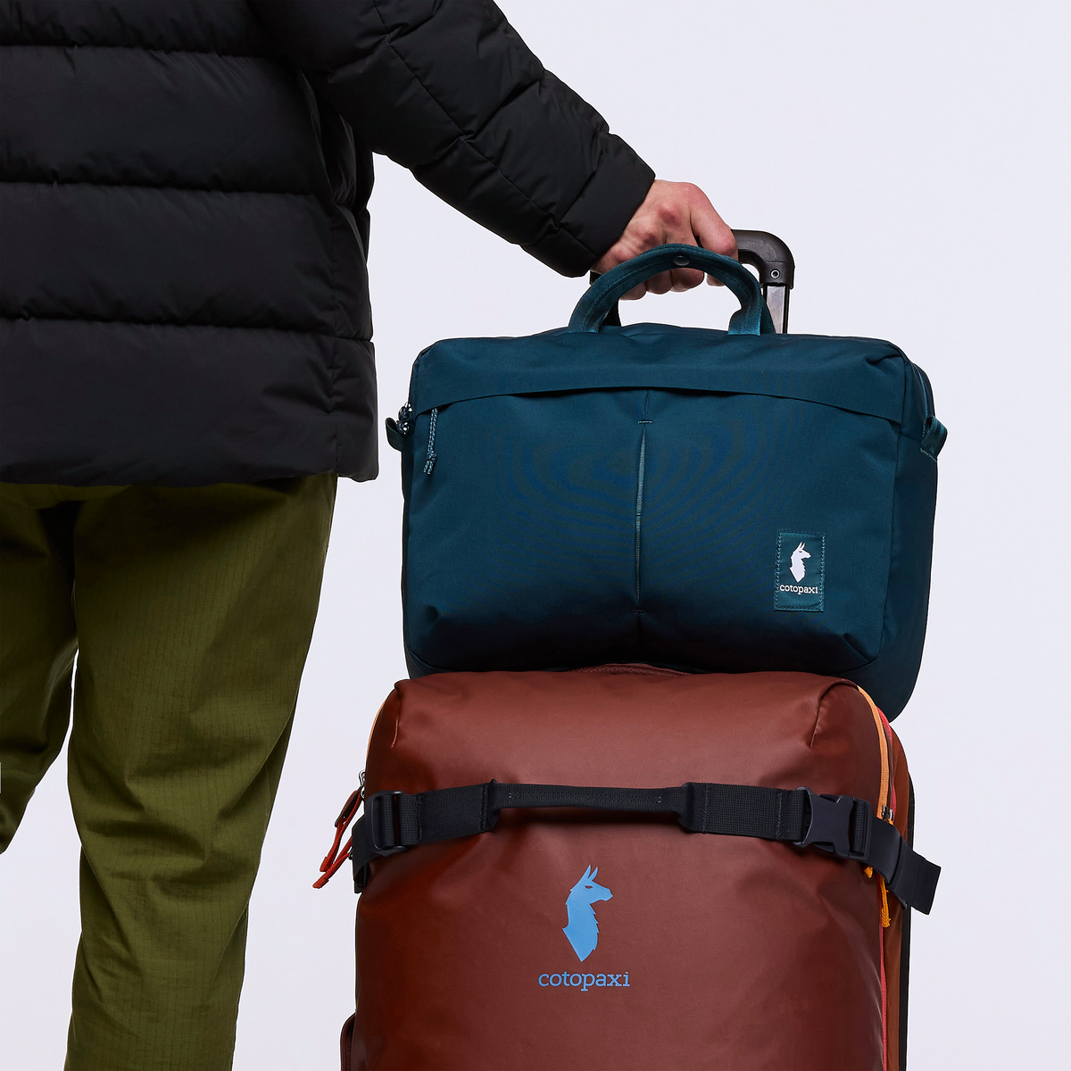 Mente 15L Messenger Bag every day - Image 15