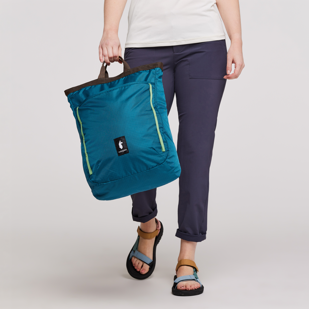 Todo 16L Convertible Tote every day - Image 18