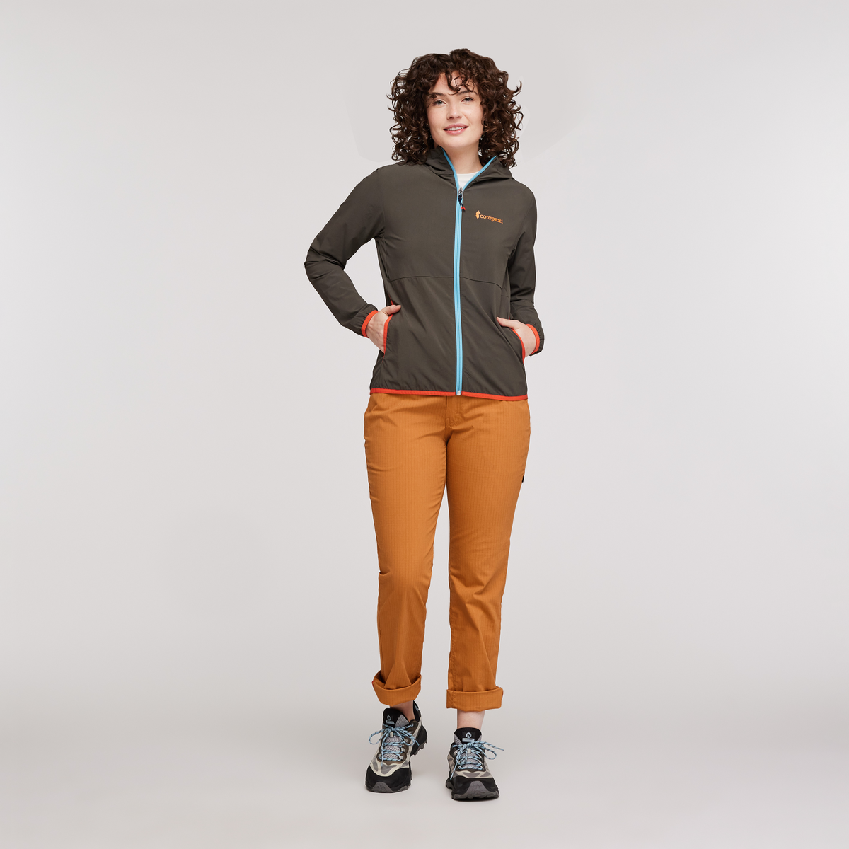 Vuelta Performance Windbreaker Jacket Women's - Image 9