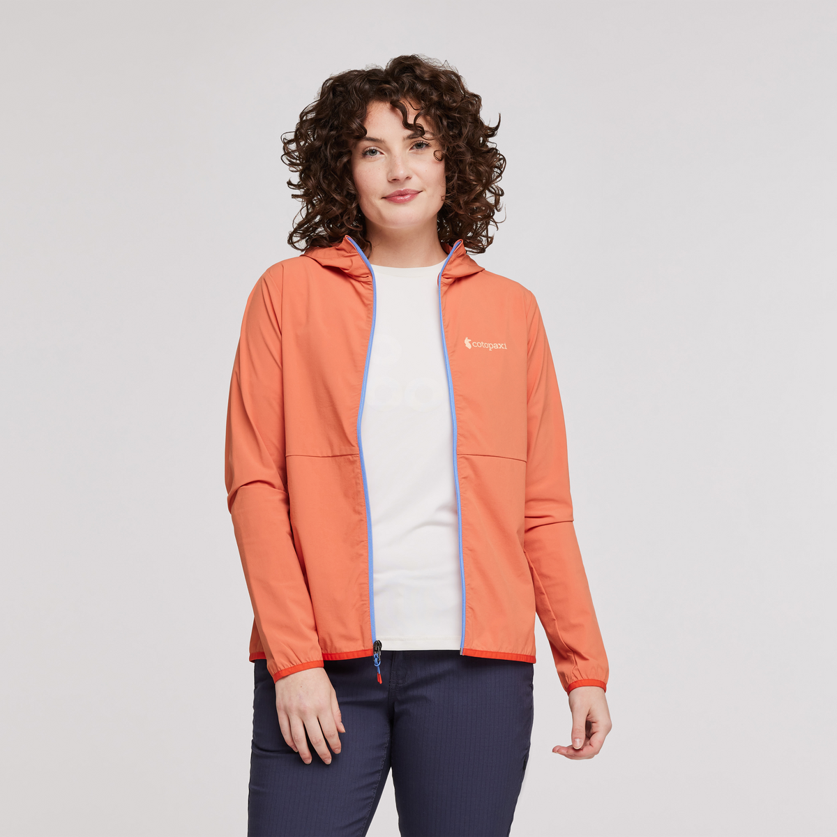 Vuelta Performance Windbreaker Jacket Women's - Image 15