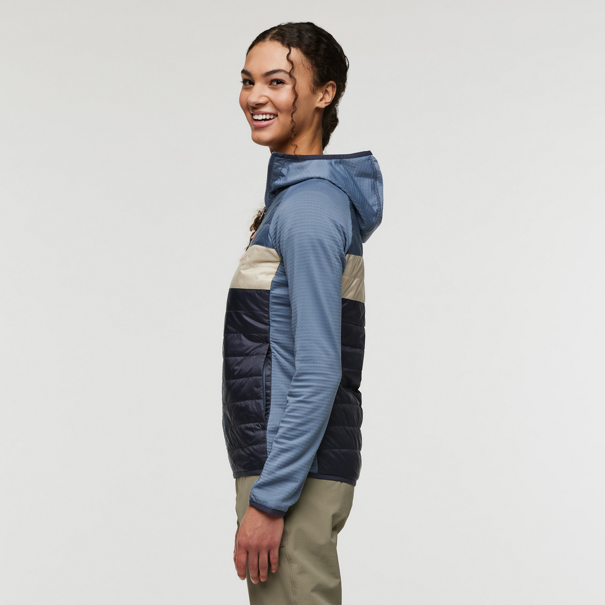 Capa Hybrid Insulated Hooded Jacket Women's - Image 13